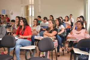 Secretaria de Assist&ecirc;ncia Social de Serrinha faz reuni&atilde;o com Assistentes Sociais e representantes do INSS
