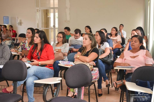 Secretaria de Assist&ecirc;ncia Social de Serrinha faz reuni&atilde;o com Assistentes Sociais e representantes do INSS
