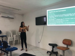 Prefeitura de Serrinha orienta profissionais e popula&ccedil;&atilde;o sobre medidas de preven&ccedil;&atilde;o &agrave; Leishmaniose