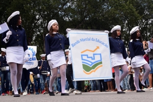 Prefeitura de Serrinha realiza desfile c&iacute;vico-militar alusivo ao dia da independ&ecirc;ncia em grande estilo