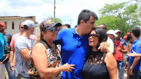 Prefeito participa de IX Copa Encontro dos Amigos de Suba&eacute;