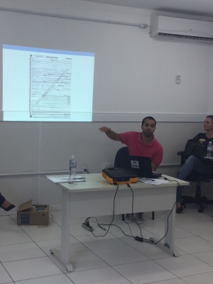 Reuni&atilde;o ampliada com os m&eacute;dicos da aten&ccedil;&atilde;o b&aacute;sica e hospitais